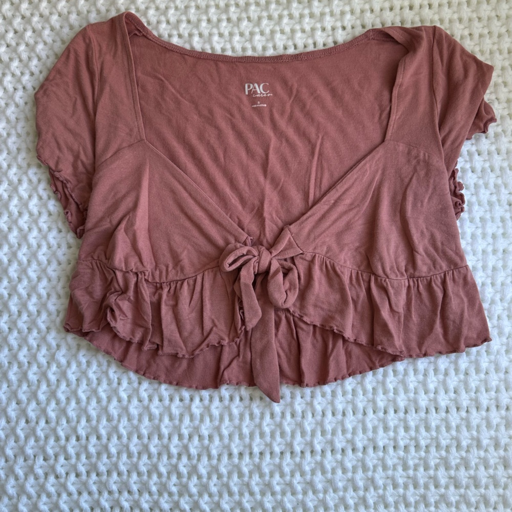 Front twist t shirt